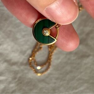 Cartier Amulette Pendant Necklace 18K Rose Gold with Malachite and Diamond